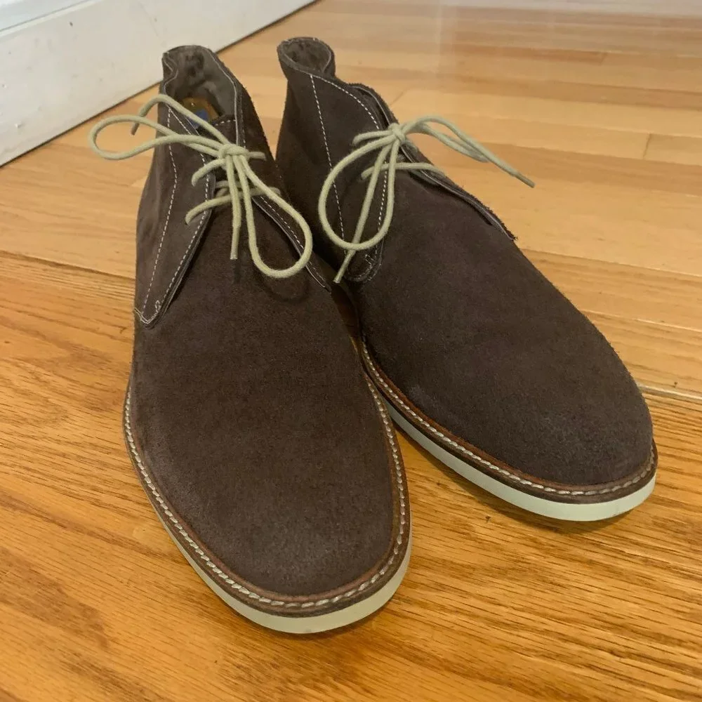 BANANA REPUBLIC Men's Chukka Boots Suede